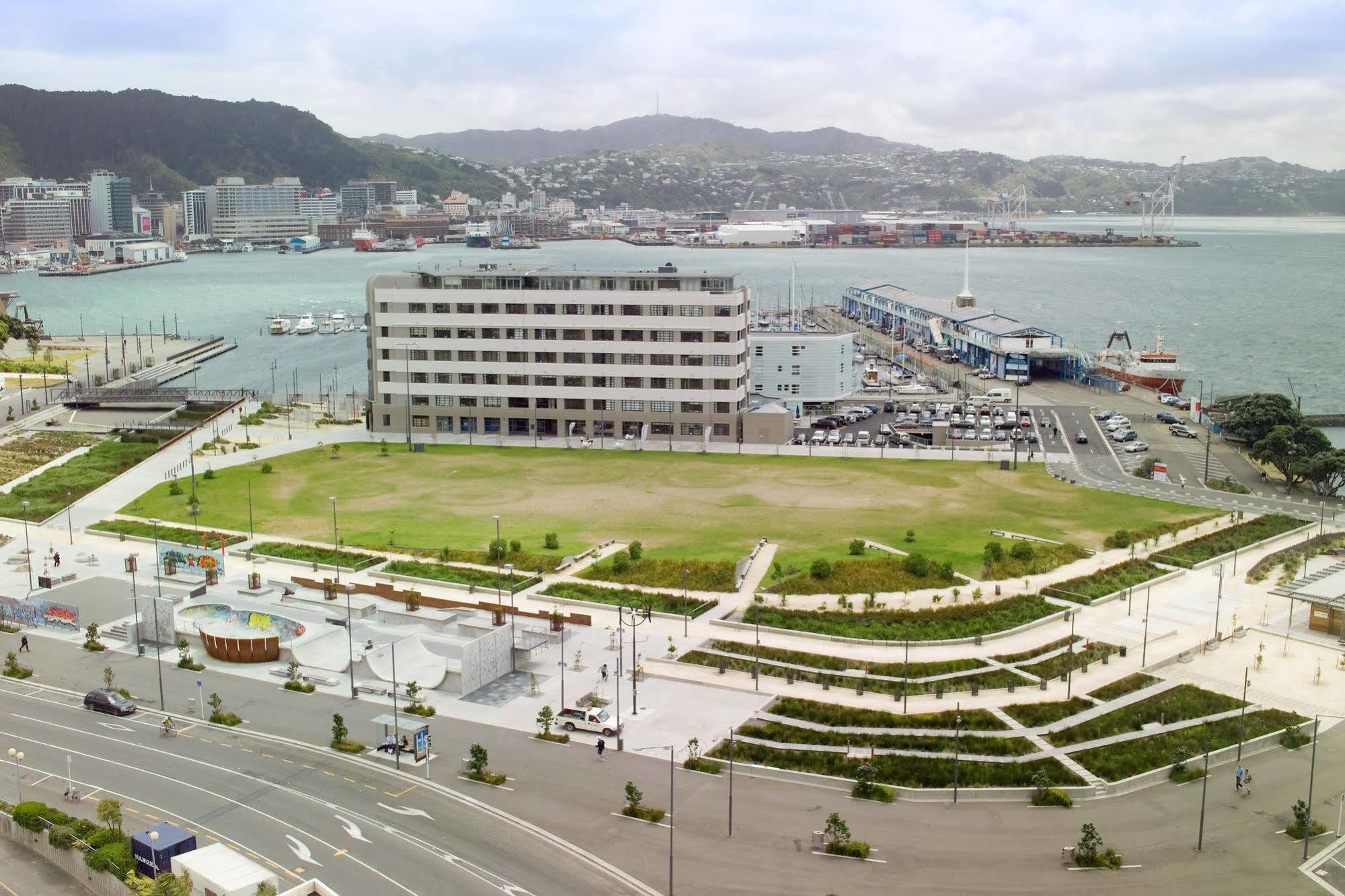 Bay Plaza Hotel Wellington Exterior photo