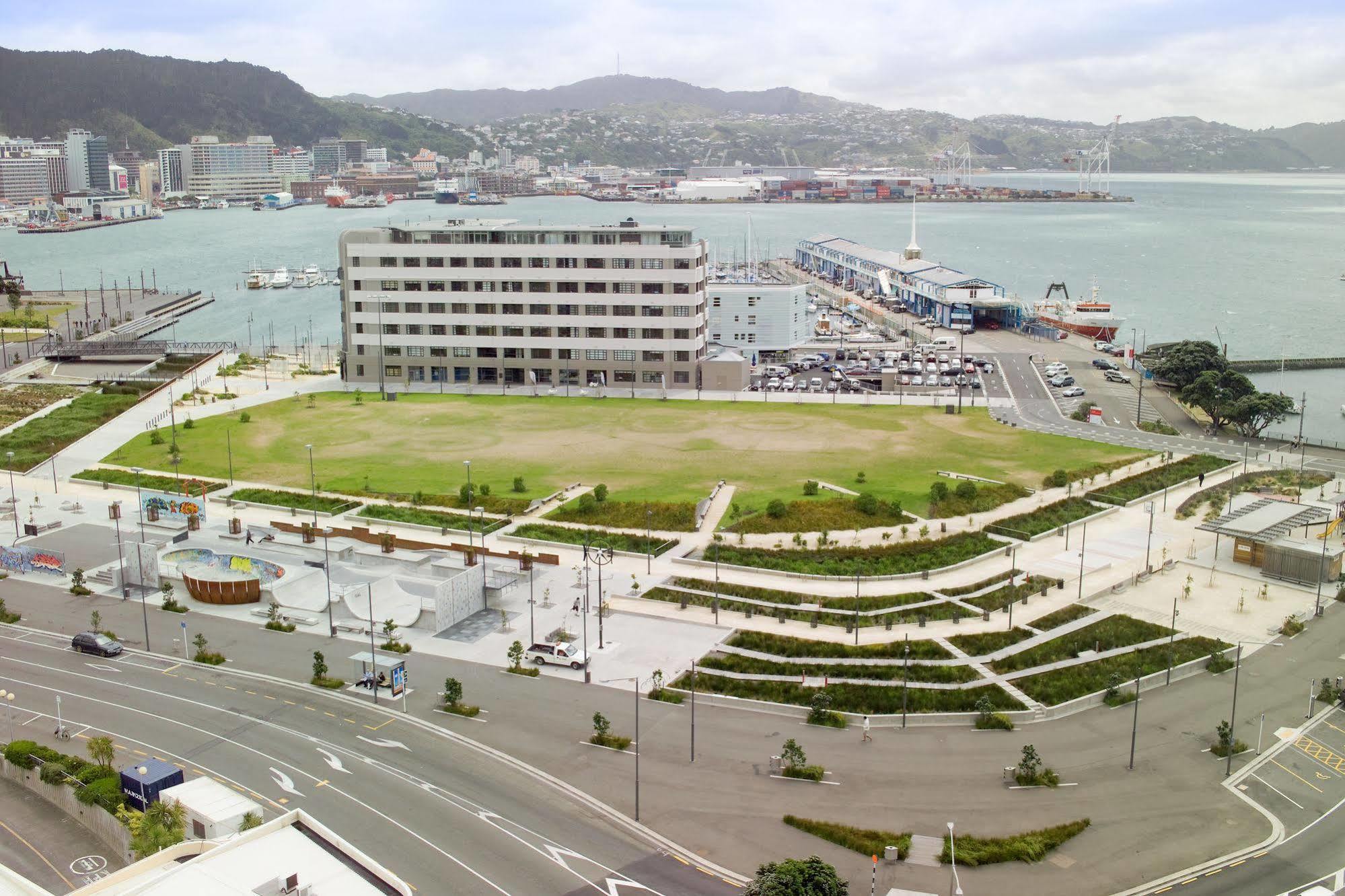 Bay Plaza Hotel Wellington Exterior photo