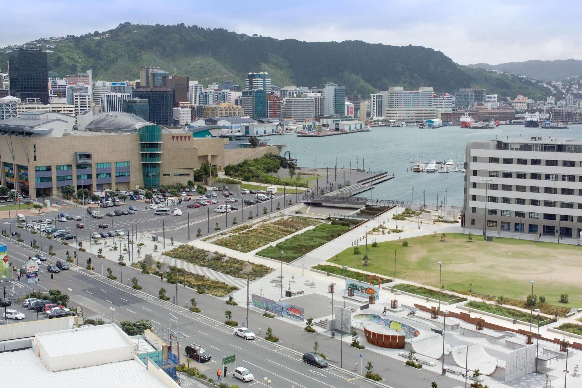 Bay Plaza Hotel Wellington Exterior photo
